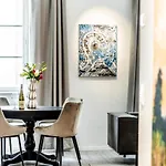 Smile Art Collection Stein Apartmán Kremže